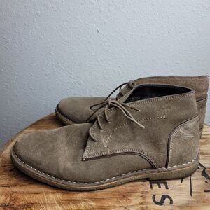 Kenneth Cole reaction sandy suede chukka boots